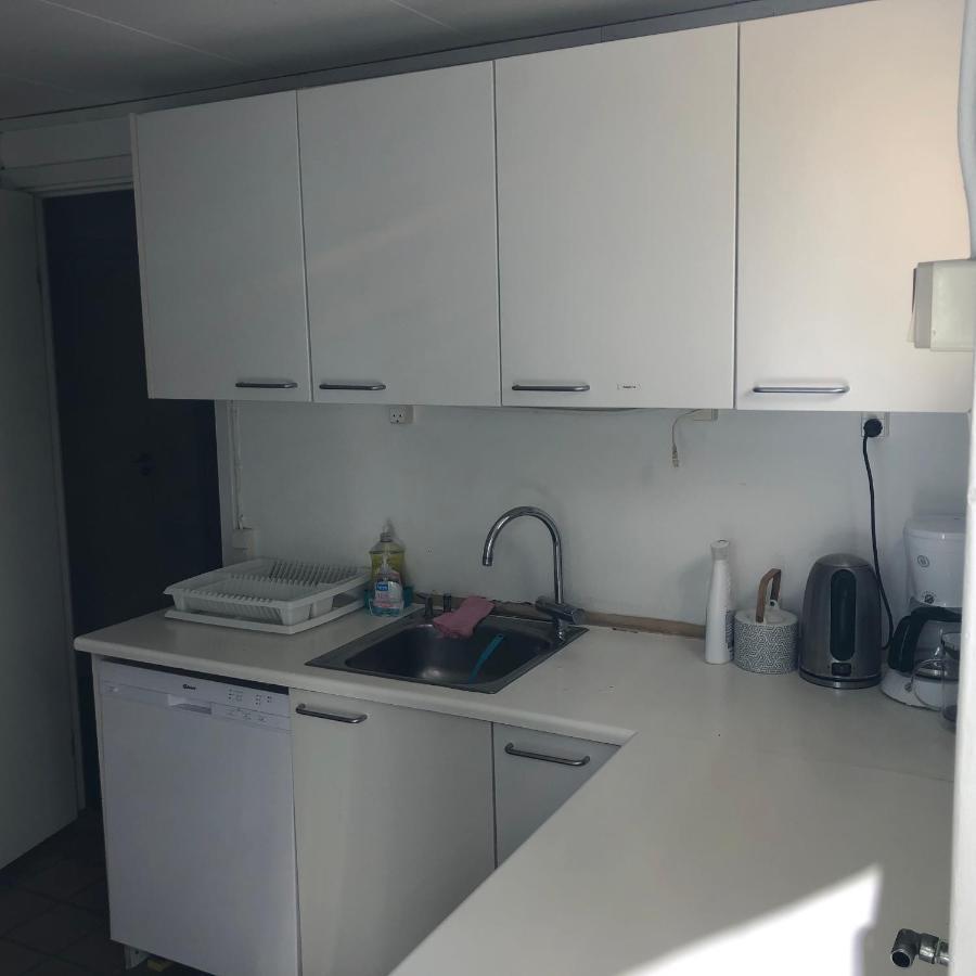 Rooms In Quiet Yellow Courtyard Apartment โคเปนเฮเกน ภายนอก รูปภาพ